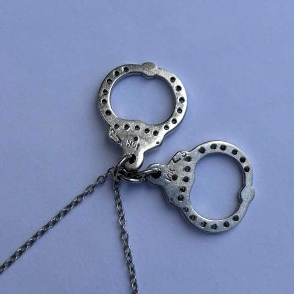 Lizzie Scheck Pave Diamond Handcuff Necklace - Picture 6 of 8